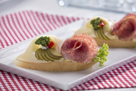 chlebíček šunka, herkules, eidam